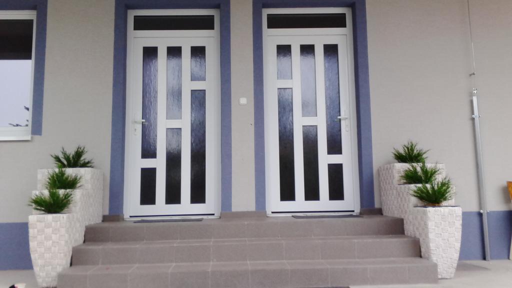 Ubytovanie House Galanta Bilik gambar